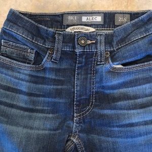 BKE Alec Young Men’s Jeans 25S perfect for teens
